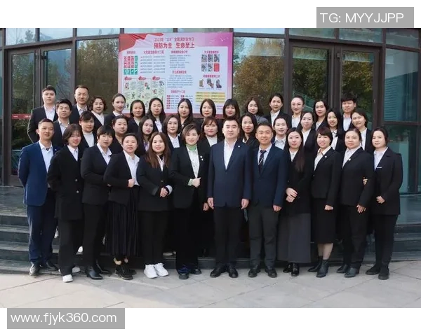 职业选手定妆照拍摄幕后花絮揭秘展现真实风采与团队默契